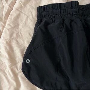 lululemon hotty hots for @beachboujeebabe